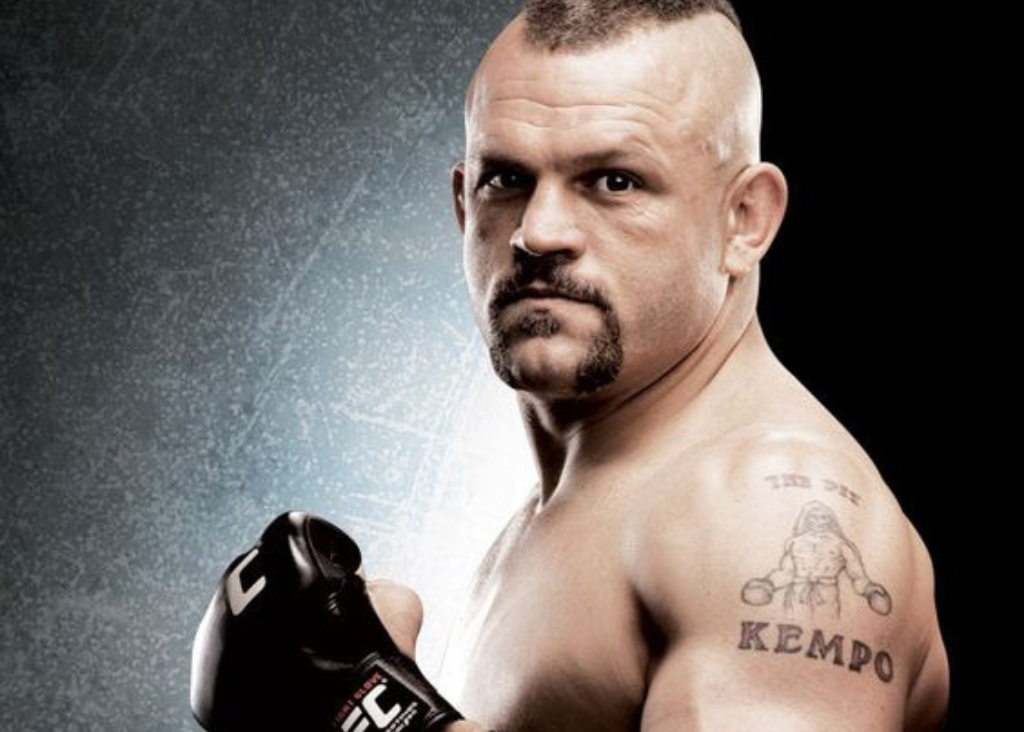 著名的八角籠比賽獲勝者：查克 · 利德爾 (Chuck Liddell)